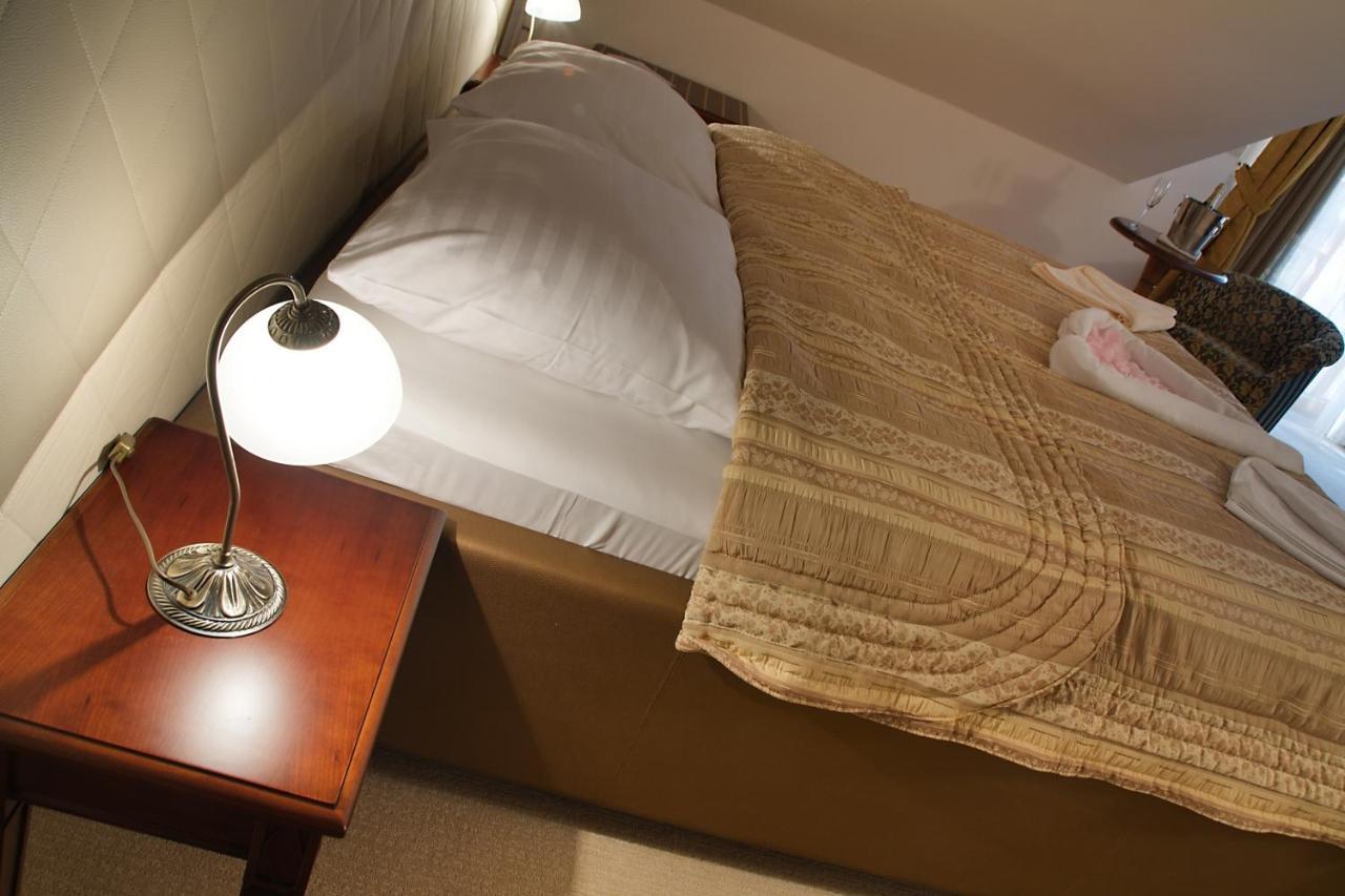 Hotel Gold Chotoviny Номер фото