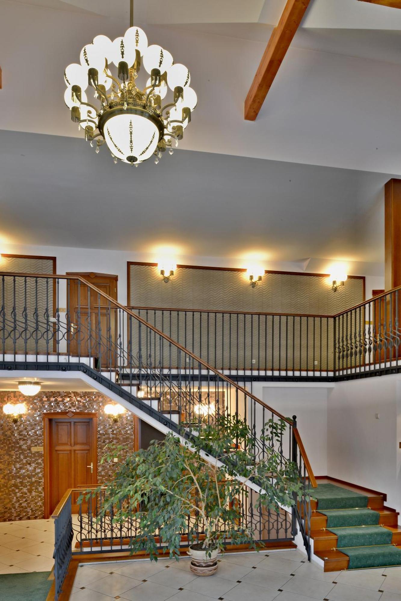 Hotel Gold Chotoviny Екстер'єр фото