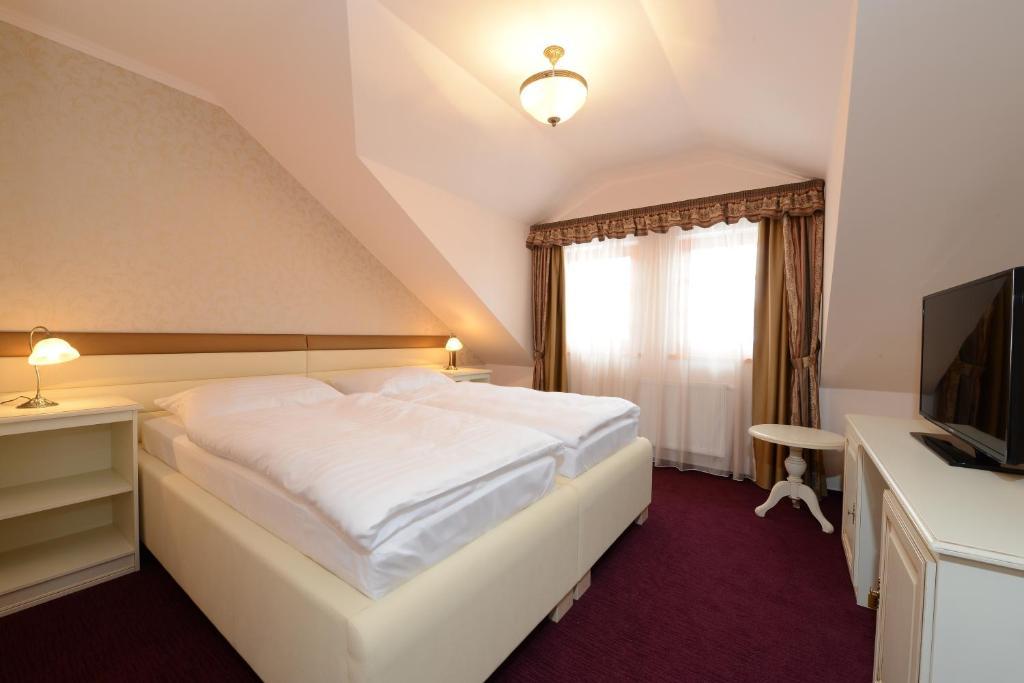 Hotel Gold Chotoviny Номер фото